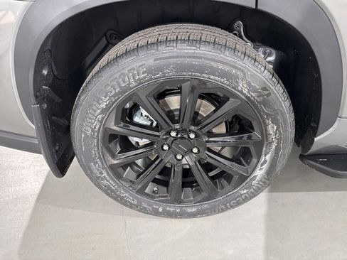 New 2026 Toyota Highlander XLE image 16