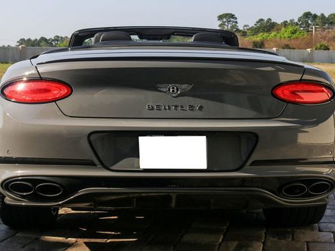 Used 2024 Bentley Continental GT S image 7