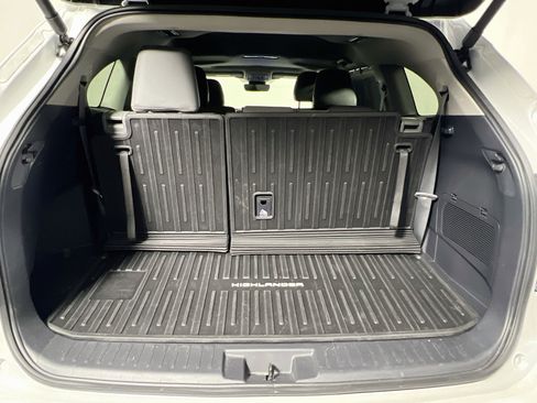 Used 2026 Toyota Highlander XLE AWD/4WD image 33