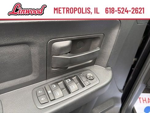 Used 2016 RAM 1500 Express image 12