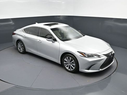 Used 2021 Lexus ES 350 w/ Premium Package image 36