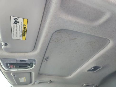 Used 2025 Hyundai Elantra SEL image 25