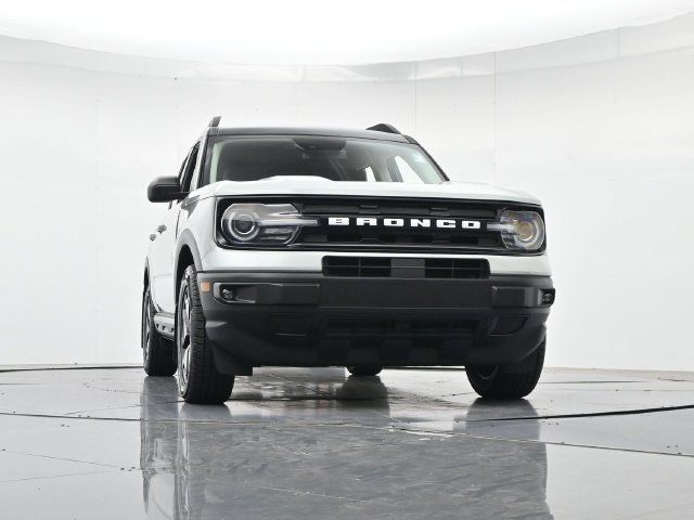 Certified 2023 Ford Bronco Sport Outer Banks w/ Tech Package AWD/4WD image 39