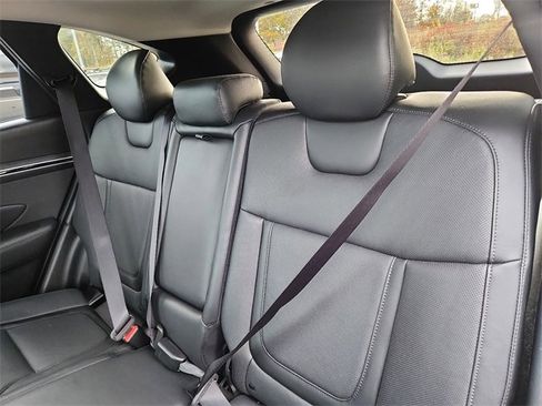 Certified 2023 Hyundai Tucson Limited w/ Cargo Package image 25