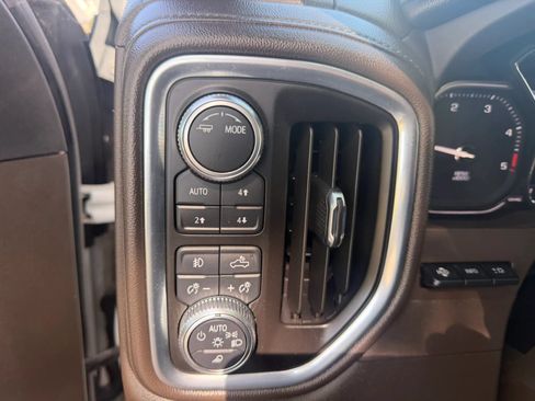 Used 2023 GMC Sierra 2500 Denali w/ Technology Package AWD/4WD image 19