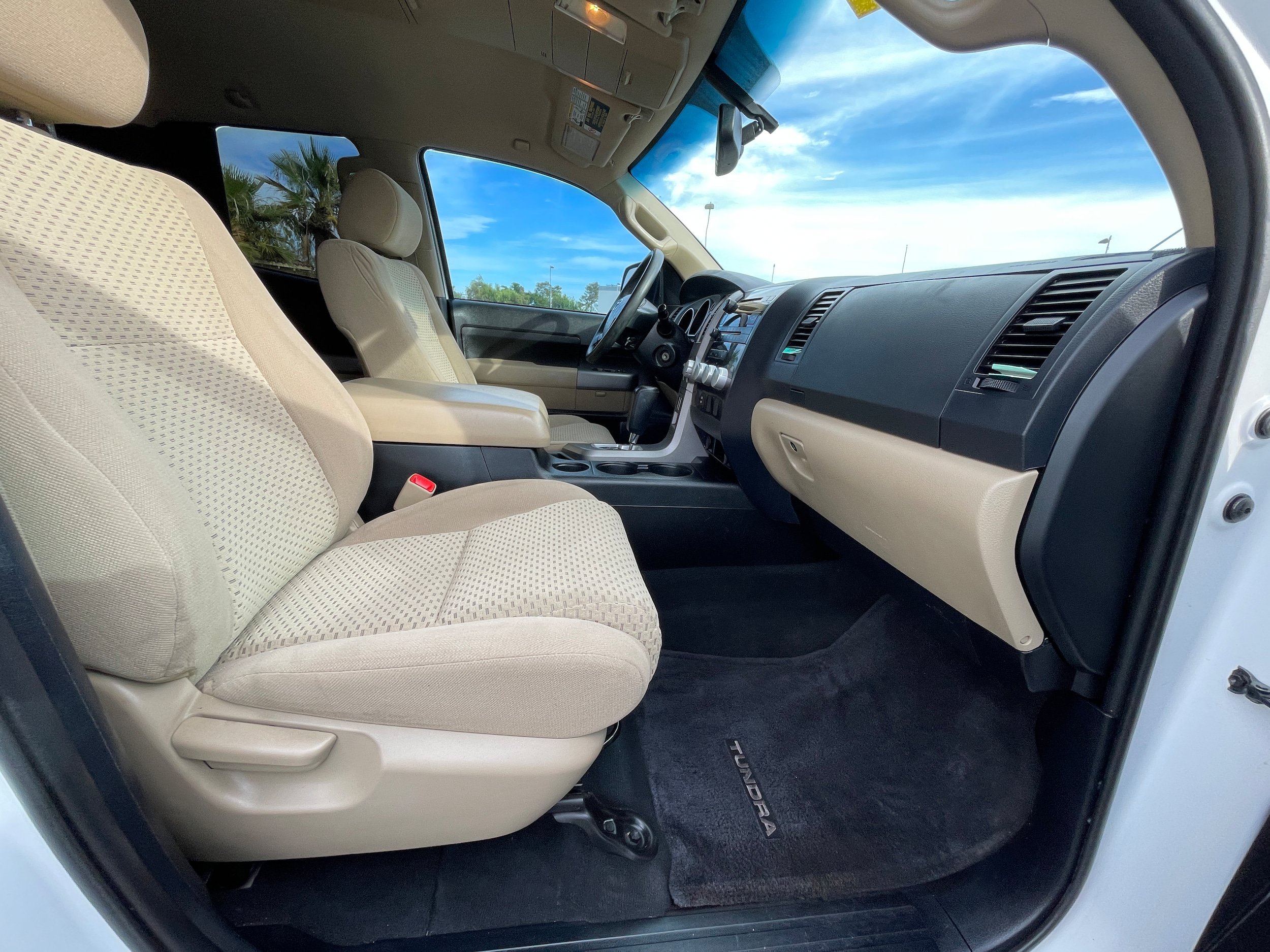 Used 2013 Toyota Tundra 4x4 Double Cab w/ TRD Off-Road Pkg image 28