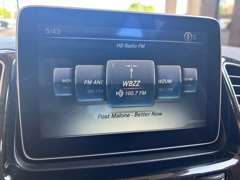 Used 2016 Mercedes-Benz GLE 350 4MATIC w/ Premium Package image 12