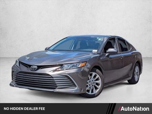 Used 2021 Toyota Camry LE FWD image 1