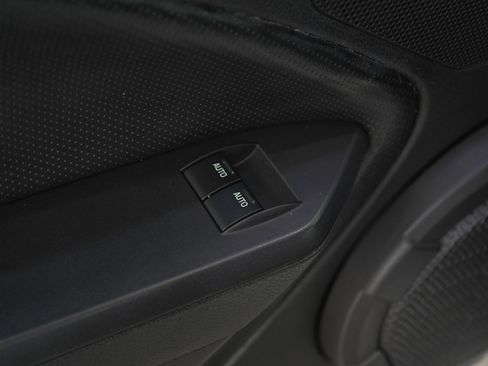 Used 2009 Ford Mustang Shelby GT500 RWD image 18