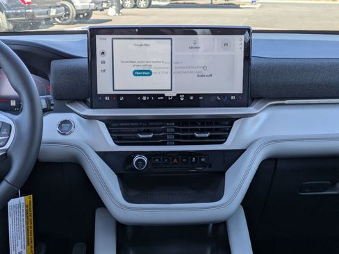 New 2026 Ford Explorer Active w/ Active Comfort Package image 13