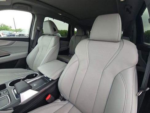 Used 2024 Acura MDX SH-AWD w/ Technology Package image 25