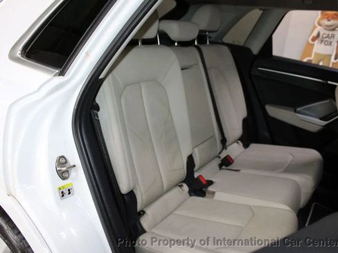 Used 2020 Audi Q3 2.0T Premium image 30