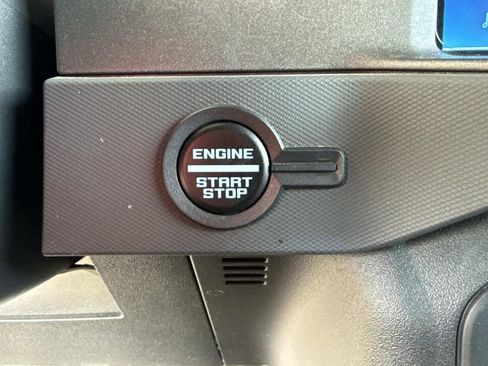 Used 2024 Ford Bronco Badlands w/ Sasquatch Package image 35