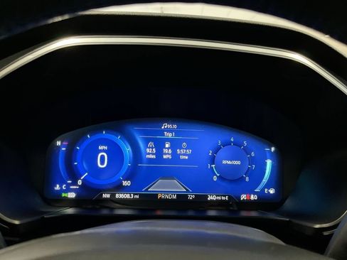 Used 2020 Ford Escape Titanium AWD/4WD image 17