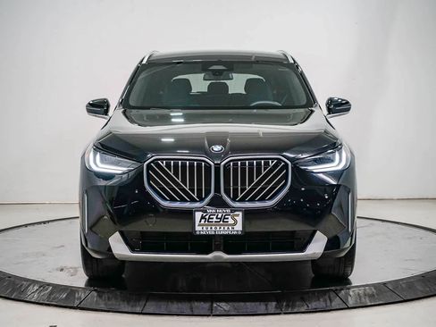 Used 2025 BMW X3 xDrive30 AWD/4WD image 6