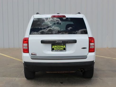 Used 2016 Jeep Patriot Sport image 6