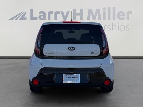Used 2016 Kia Soul + w/ Eco Package FWD image 4