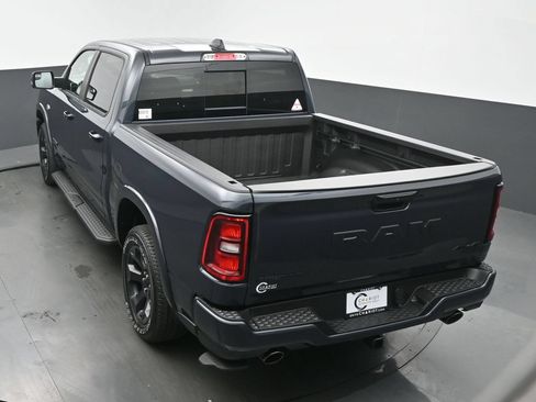 New 2026 RAM 1500 4x4 Crew Cab image 39
