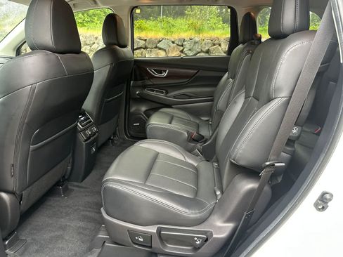 Certified 2023 Subaru Ascent Touring AWD/4WD image 10
