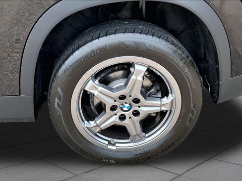 Used 2023 BMW X1 xDrive28i w/ Premium Package AWD/4WD image 11