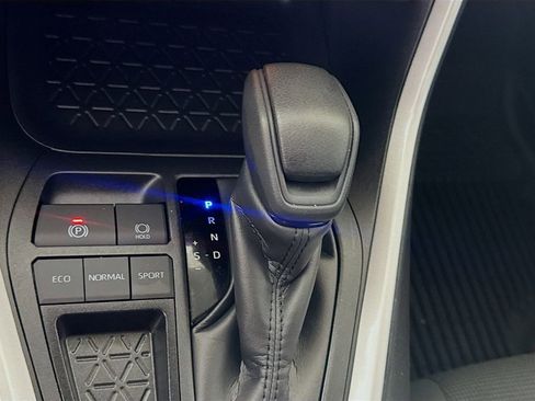 Certified 2025 Toyota RAV4 LE FWD image 17