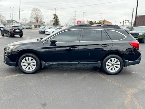 Used 2018 Subaru Outback 2.5i Premium image 4