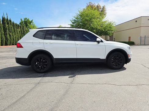 Used 2018 Volkswagen Tiguan S FWD image 5