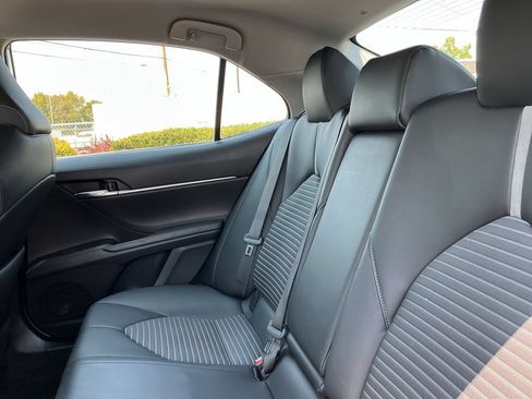 Used 2023 Toyota Camry SE FWD image 23
