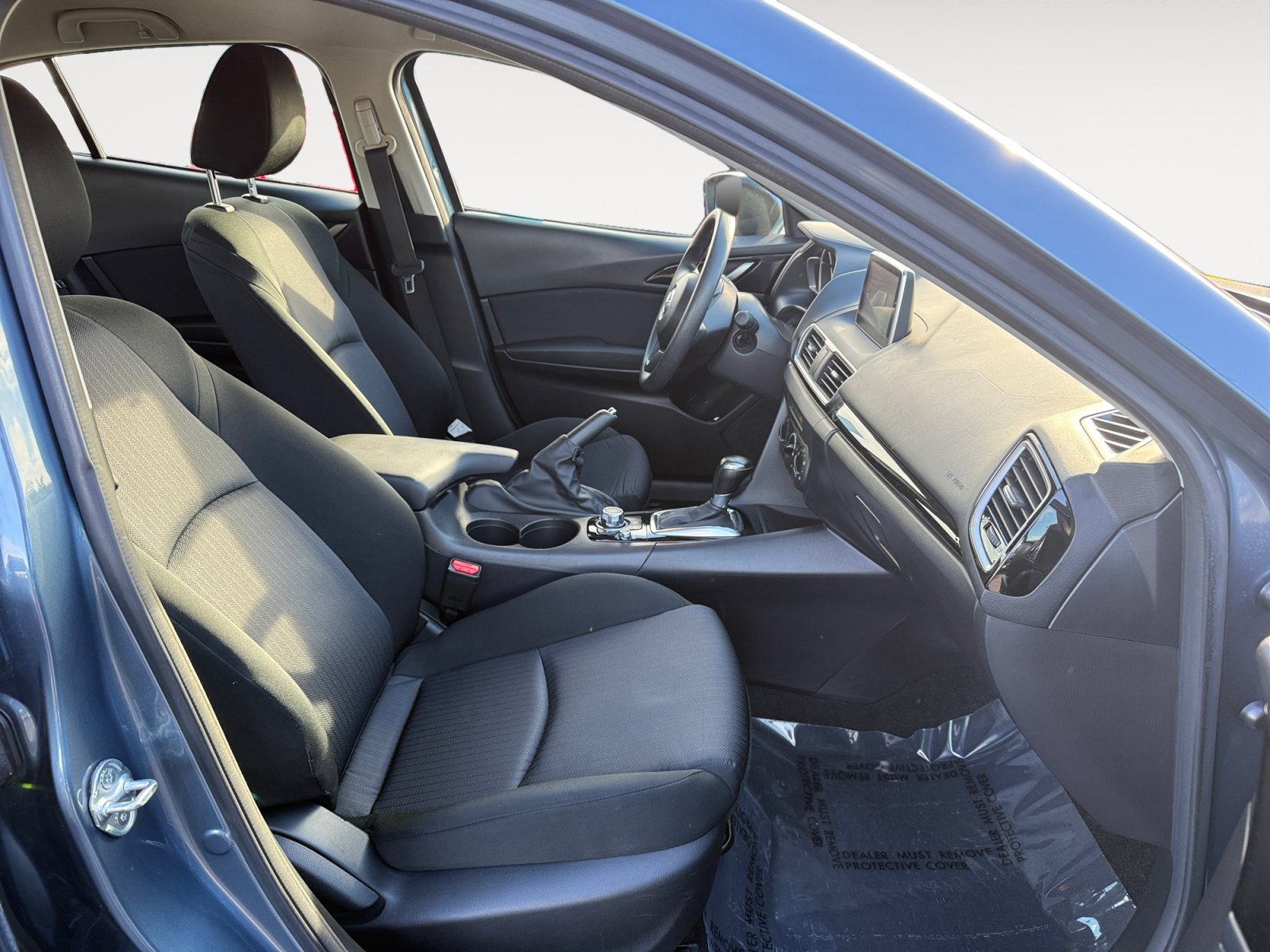 Used 2015 MAZDA MAZDA3 i Sport FWD image 19