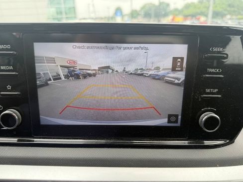 Used 2021 Kia K5 LXS FWD image 13