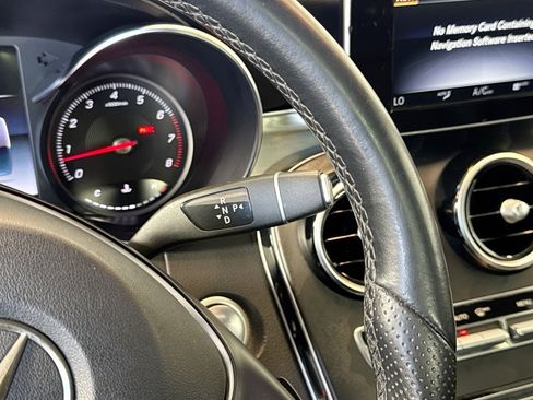 Used 2019 Mercedes-Benz GLC 300 image 16