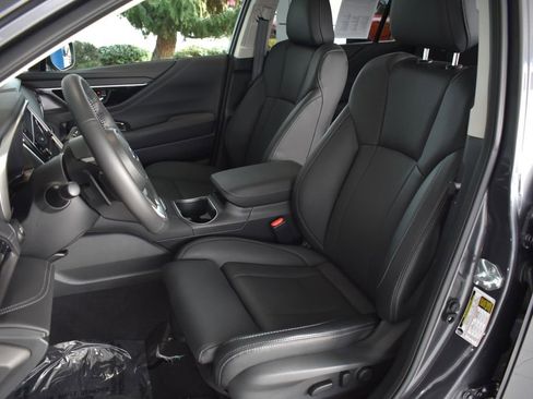 Used 2025 Subaru Outback Limited XT image 23