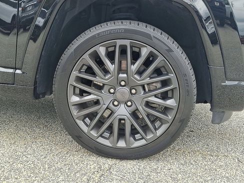 Used 2023 Jeep Compass High Altitude AWD/4WD image 27