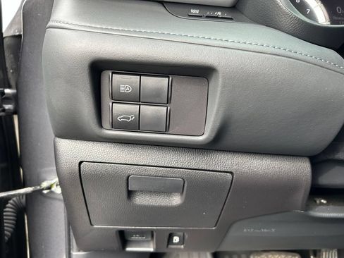 Used 2022 Toyota Highlander XSE FWD image 24