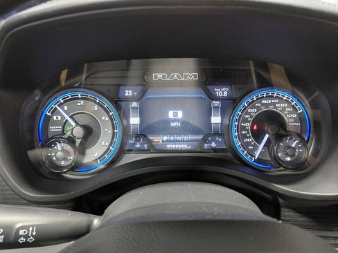 Used 2022 RAM 1500 Limited w/ Body Color Bumper Group image 34