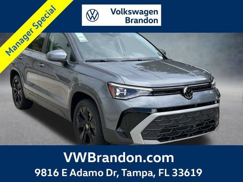 Certified 2026 Volkswagen Taos SE w/ Black Wheel Package FWD image 1