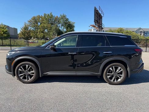 Certified 2023 INFINITI QX60 Luxe w/ Cargo Package AWD/4WD image 3