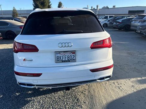 Used 2019 Audi SQ5 Premium w/ Convenience Package AWD/4WD image 6