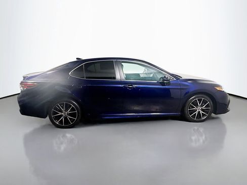 Certified 2022 Toyota Camry SE w/ Convenience Package FWD image 8