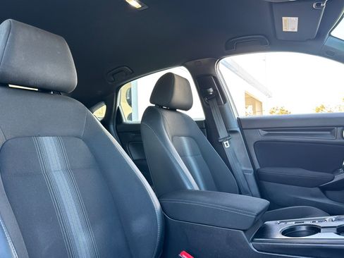 Used 2023 Honda Civic Sport image 31