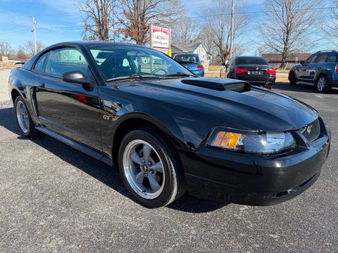 Used 2002 Ford Mustang GT image 3