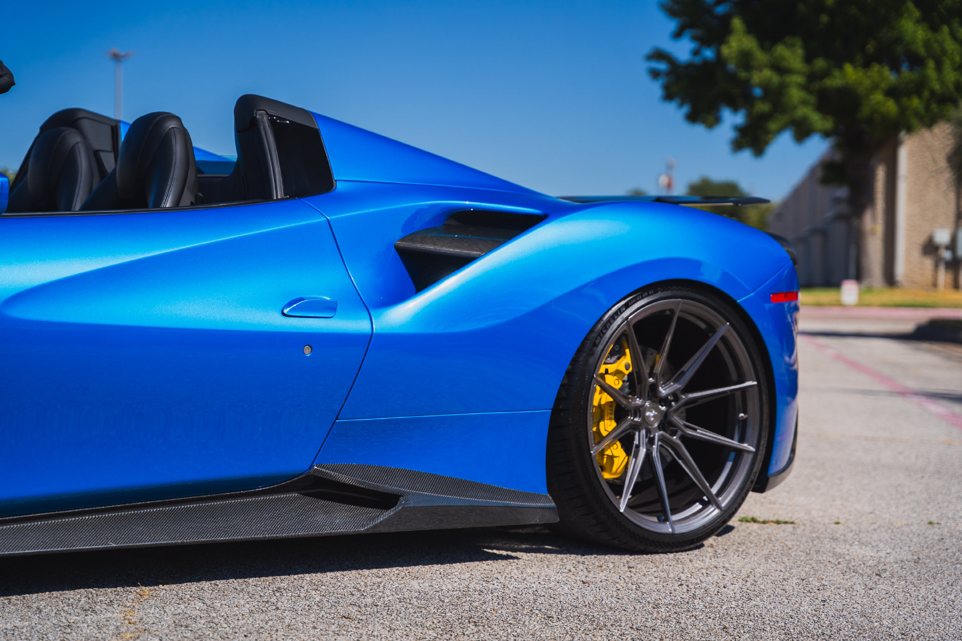 Used 2017 Ferrari 488 Spider RWD image 11