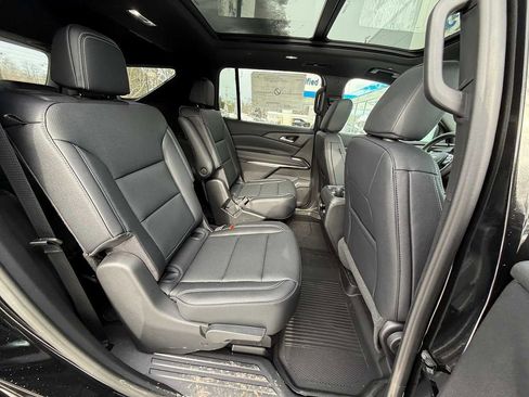 New 2026 Chevrolet Traverse LT w/ Sun and Wheel Package image 38