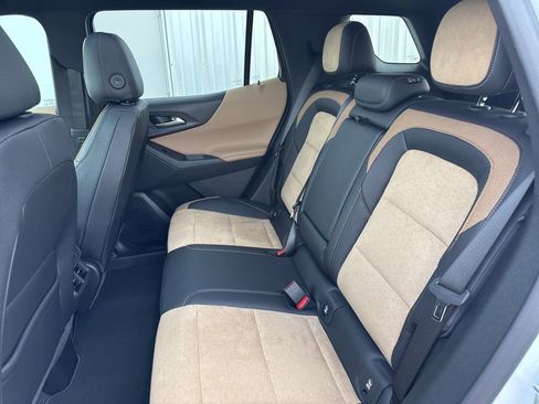 New 2026 Chevrolet Equinox ACTIV w/ Convenience Package III AWD/4WD image 40