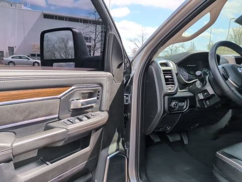 Certified 2024 RAM 2500 Laramie w/ Safety Group AWD/4WD image 19