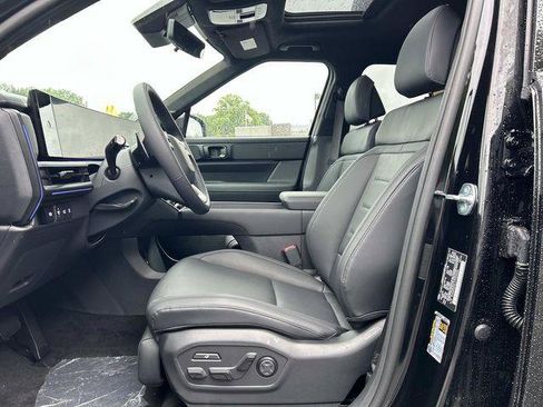 New 2026 Hyundai Santa Fe Calligraphy AWD/4WD image 8