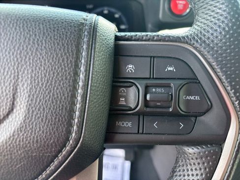Used 2024 Toyota Tacoma TRD Off-Road AWD/4WD image 18