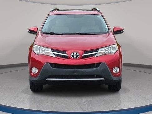 Used 2013 Toyota RAV4 XLE AWD/4WD image 2