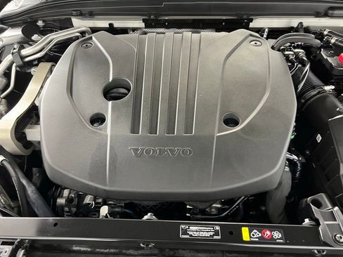 Used 2024 Volvo S60 B5 Core image 34