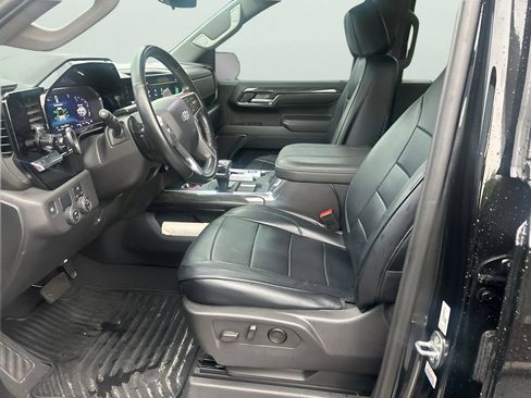 Used 2024 Chevrolet Silverado 1500 RST RWD image 4